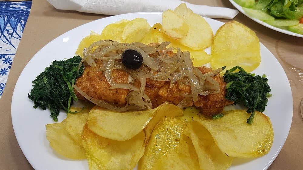 Cebolada por cima do lombo de bacalhau